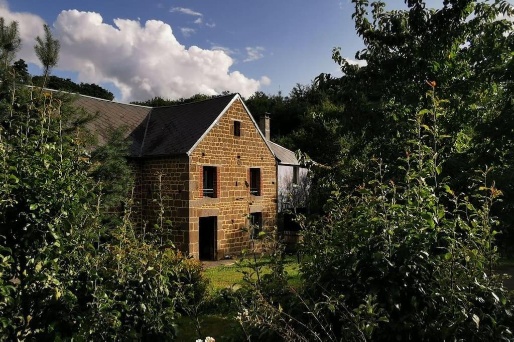 Villa Le Moulin Des Rivieres à Breel Extérieur photo